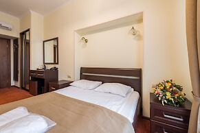 Solo Admiralteyskaya