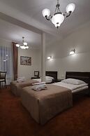 Solo Admiralteyskaya