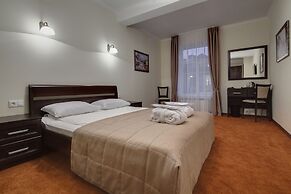 Solo Admiralteyskaya