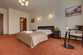 Solo Admiralteyskaya