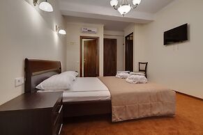 Solo Admiralteyskaya