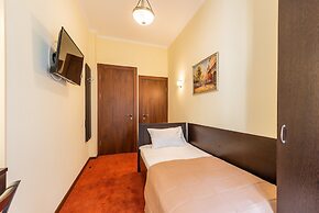 Solo Panorama Palace Square