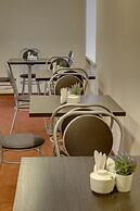 Solo Panorama Palace Square