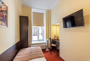 Solo Panorama Palace Square