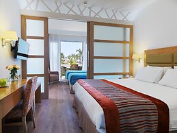 Olympic Lagoon Resort – Ayia Napa