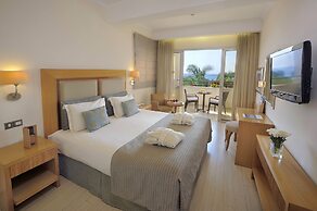 Olympic Lagoon Resort – Ayia Napa