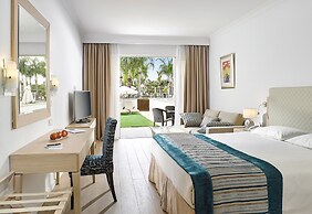 Olympic Lagoon Resort – Ayia Napa