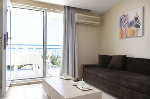 Joker Side Hill Suite Hotel