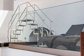 Daydream Luxury Suites