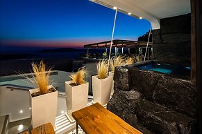 Daydream Luxury Suites