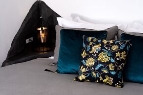 Daydream Luxury Suites