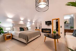 Daydream Luxury Suites