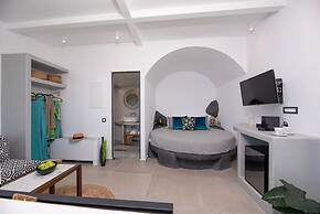 Daydream Luxury Suites