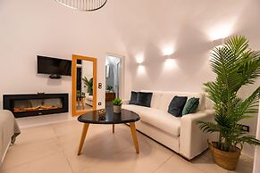 Daydream Luxury Suites