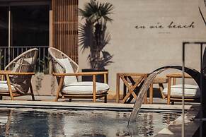 En Vie Beach Boutique Hotel - Adult Only