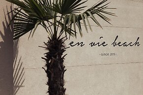 En Vie Beach Boutique Hotel - Adult Only