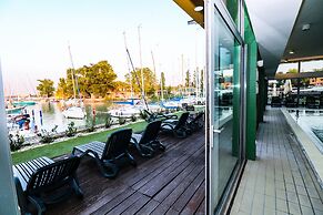 Hotel Yacht Wellness & Business