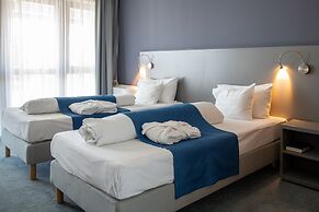 Hotel Yacht Wellness & Business