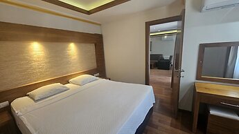 Dinara Hotel