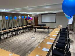 Tshikwalo Game Lodge