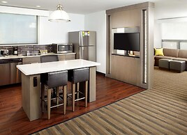 Hyatt House Denver/Lakewood at Belmar