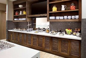 Hyatt House Denver/Lakewood at Belmar