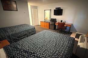 At 9 Motel Near Freehold I-195