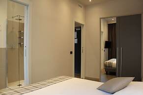 Duomo Hotel & Apartments