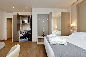 Duomo Hotel & Apartments