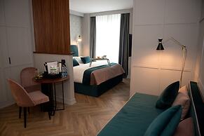 Duomo Hotel & Apartments