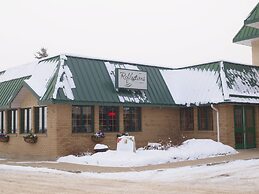 Travelodge by Wyndham Lacombe