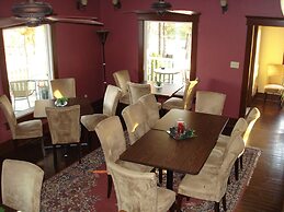 Indian Creek Village Winery