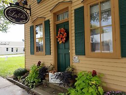 Lilly Pad Boerners Guest house