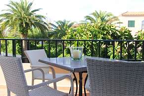 Apartamentos Royal Life