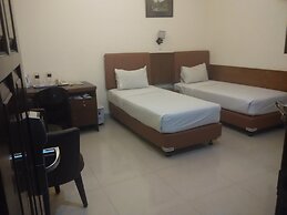 House of Arsonia Flamboyant