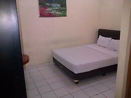 House of Arsonia Flamboyant