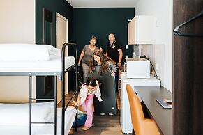 The Hague Teleport Hotel