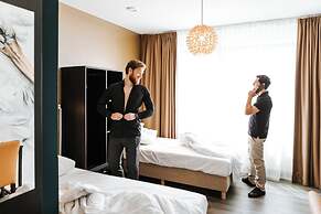 The Hague Teleport Hotel