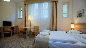 Hotel Cesarskie Ogrody