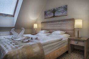 Hotel Cesarskie Ogrody