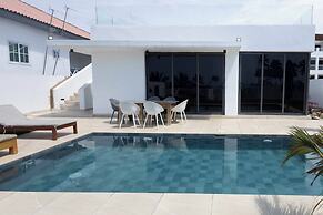 Tills Beach Hotel
