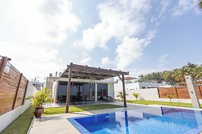 Tills Beach Hotel