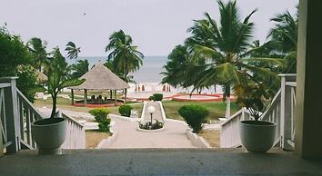 Tills Beach Hotel
