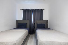 Tills Beach Hotel