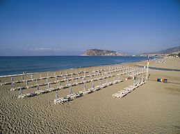 Green Garden Resort & Spa Hotel