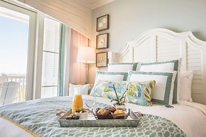 The Beach Club at Charleston Harbor Resort and Marina