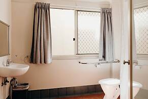 Port Macquarie Hotel