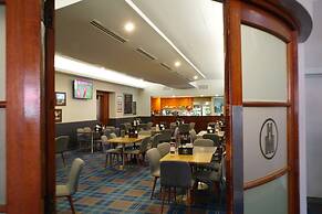 Port Macquarie Hotel