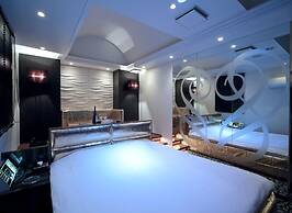 Design Hotel W Zip Club - Adults Only