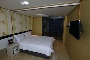 Dorcas Tourist Hostel